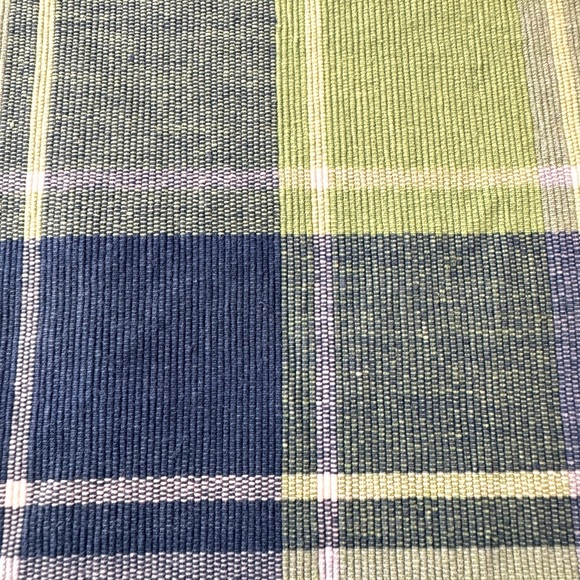 Plaid Placemat and Napkin Set - Picture 3 of 4